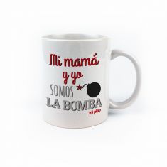 Taza cerámica Mi Mamá y yo somos la Bomba