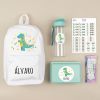 Pack Mi Equipo para el Cole con Mochila Nylon Dinosaurio personalizado + Regalo Marcaprendas
