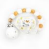 Cajita Chupete Blanco Arboles Dorados + Cadenita de silicona Estrella, texto a elegir