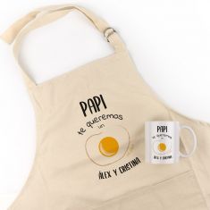 Pack Delantal Papá + Taza Personalizado Papi te queremos un huevo (nombres)